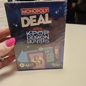 Hasbro Monopoly Deal KPOP Demon Hunters Card Game - Purple and Blue